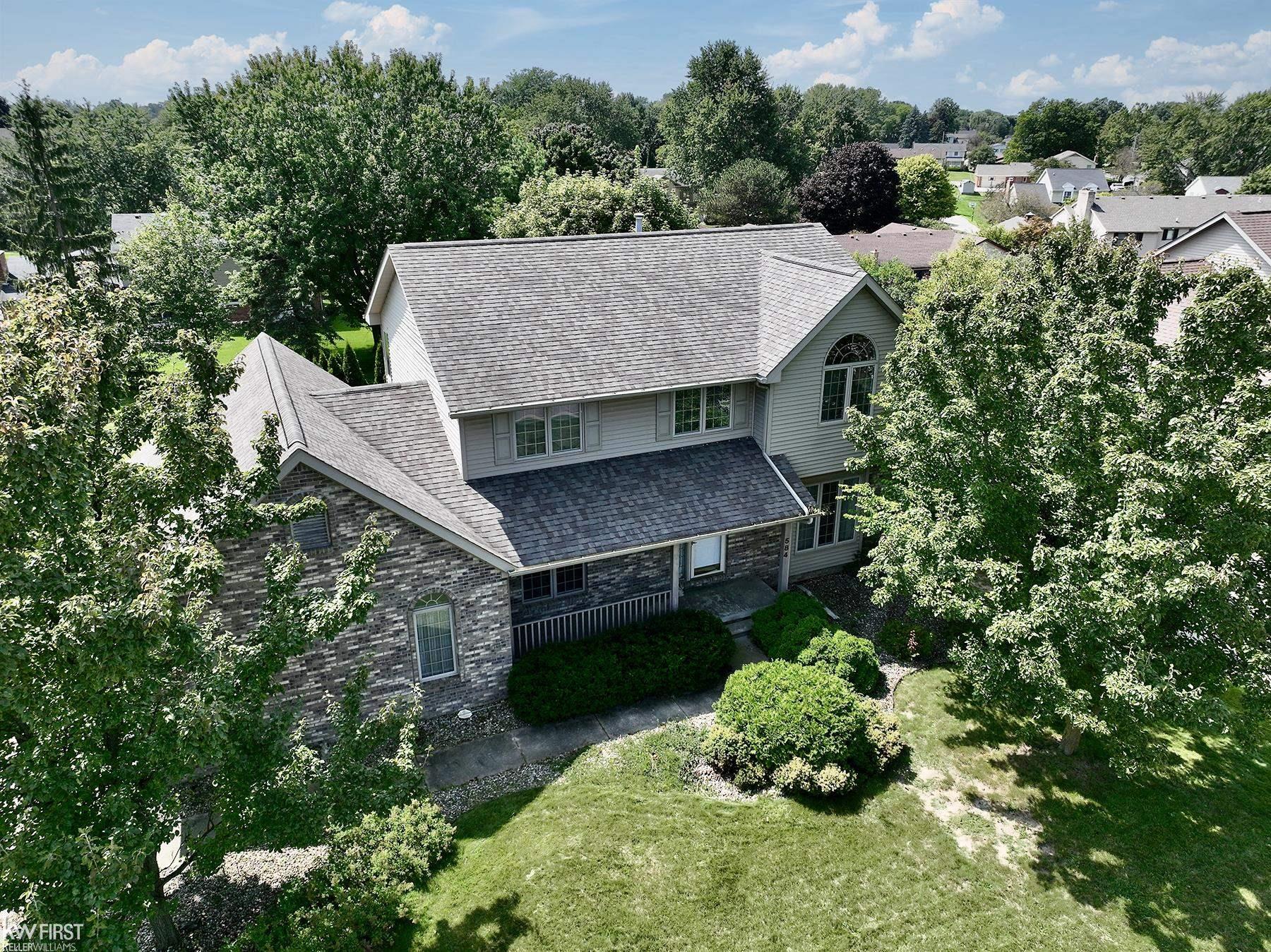 Chasseur Dr, Grand Blanc, MI 48439