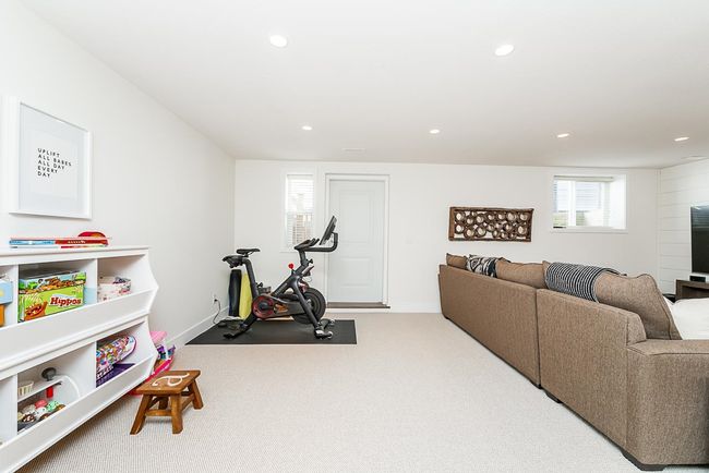 129 173 Street, House other with 4 bedrooms, 2 bathrooms and 3 parking in Surrey BC | Image 28