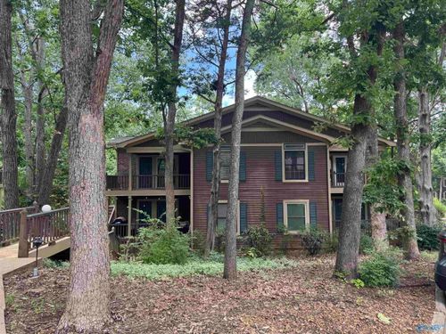 0-2040 Woodlawn Dr Sw, Huntsville, AL, 35802-4400 | Card Image