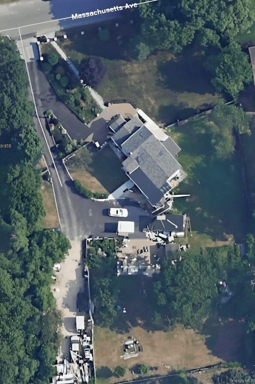 70 Massachusetts Avenue, Islip, NY, 11706 | Card Image