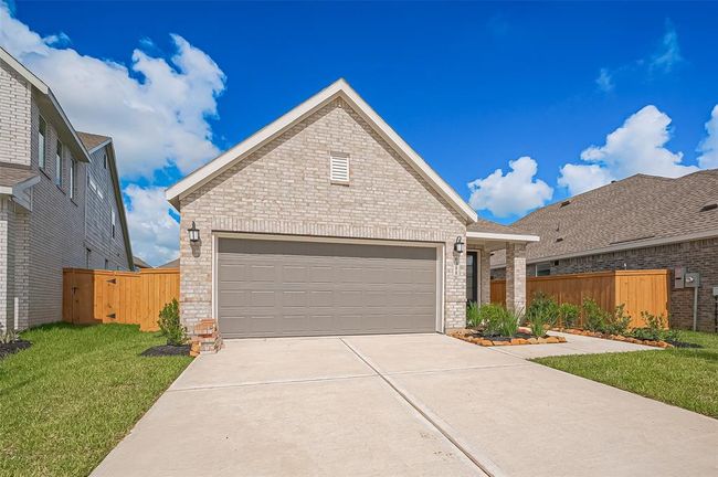 6311 Serenity Terrace Dr, House other with 4 bedrooms, 2 bathrooms and 2 parking in Katy TX | Image 6