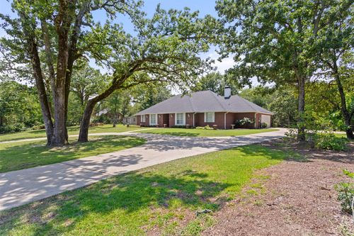 17681 Huckleberry Cir, Lindale, TX, 75771-7043 | Card Image