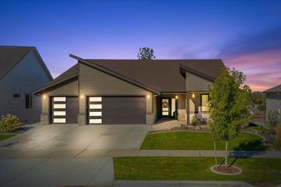 4714 W Lowell Ave, Home with 6 bedrooms, 3 bathrooms and null parking in Spokane WA | Image 1