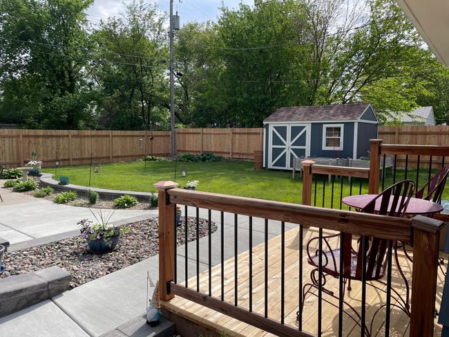 New rough hewn cedar privacy fence (2024) | Image 33