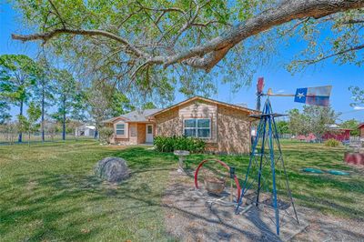 7115 Kamas Lane, Home with 3 bedrooms, 3 bathrooms and null parking in Needville TX | Image 2