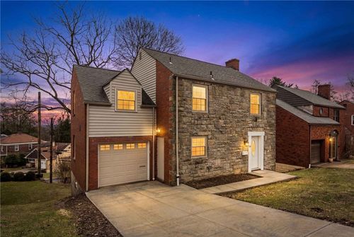772 Scott Rd, Mt. Lebanon, PA, 15228-2438 | Card Image