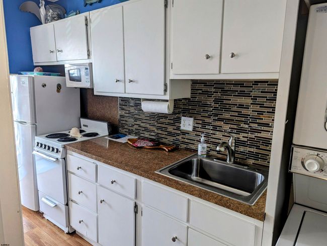 UNIT-6 - 3500 Ocean Ave, Condo with 1 bedrooms, 1 bathrooms and null parking in Brigantine NJ | Image 6