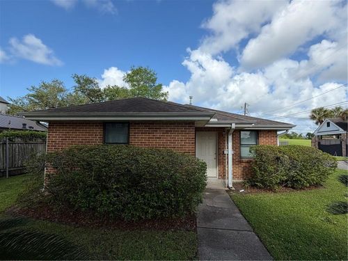 96 Park Ave, Harahan, LA, 70123-4622 | Card Image