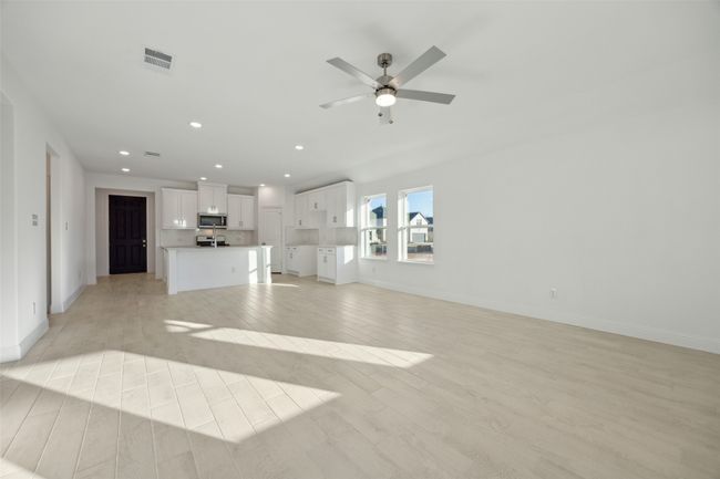3010 Cantoni Crk, House other with 3 bedrooms, 2 bathrooms and null parking in Princeton TX | Image 9