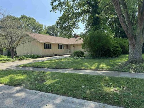 2707 W Woodbridge Dr, Muncie, IN, 47304-1068 | Card Image