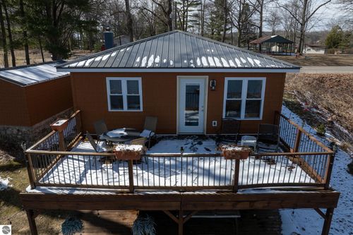 9701 Lake Station Ave, Lake, MI, 48632-9528 | Card Image