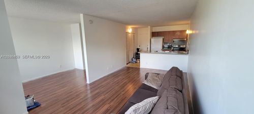 209-b-2401 Riverside Dr, Coral Springs, FL, 33065-5678 | Card Image