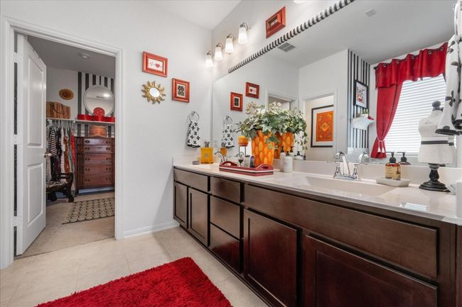 181 Durian Loop, House other with 3 bedrooms, 2 bathrooms and null parking in Buda TX | Image 11