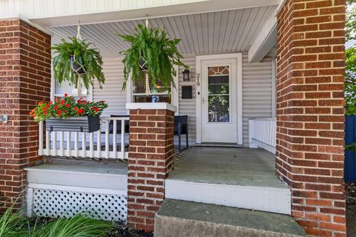 219 Frebis Ave, Columbus, OH, 43206-3615 | Card Image