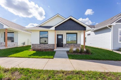 3533 N Azalea St, Wichita, KS, 67205 | Card Image