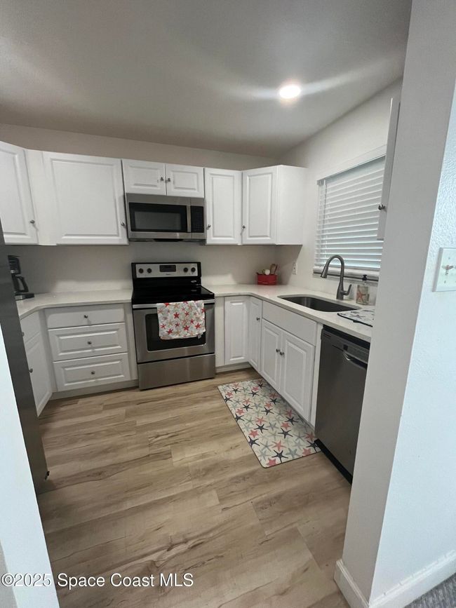 104 - 3799 S Banana River Blvd, Condo with 2 bedrooms, 2 bathrooms and null parking in Cocoa Beach FL | Image 4