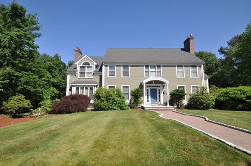 9 Breezy Point Rd, Acton, MA, 01720-3419 | Card Image