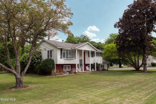 11 Cardin Dr, Halfmoon, NY, 12065-4516 | Card Image