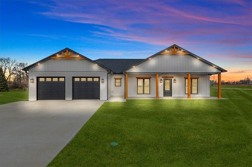 14 Willow St, Bethany, IL, 61914 | Card Image