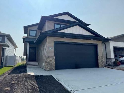 181 Norseman Close, Penhold, AB, T0M1R0 | Card Image