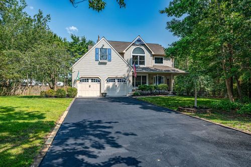 19 Chadwyn Dr, Ocean View, NJ, 08230-1460 | Card Image
