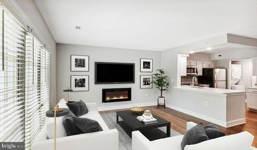 1b-615-301-3401 38th Street Nw, WASHINGTON, DC, 20016 | Card Image