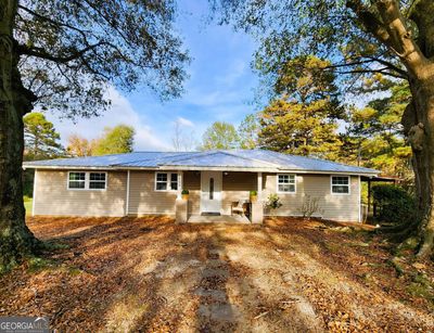 2664 Highway 51 S, House other with 3 bedrooms, 2 bathrooms and null parking in Lula GA | Image 1