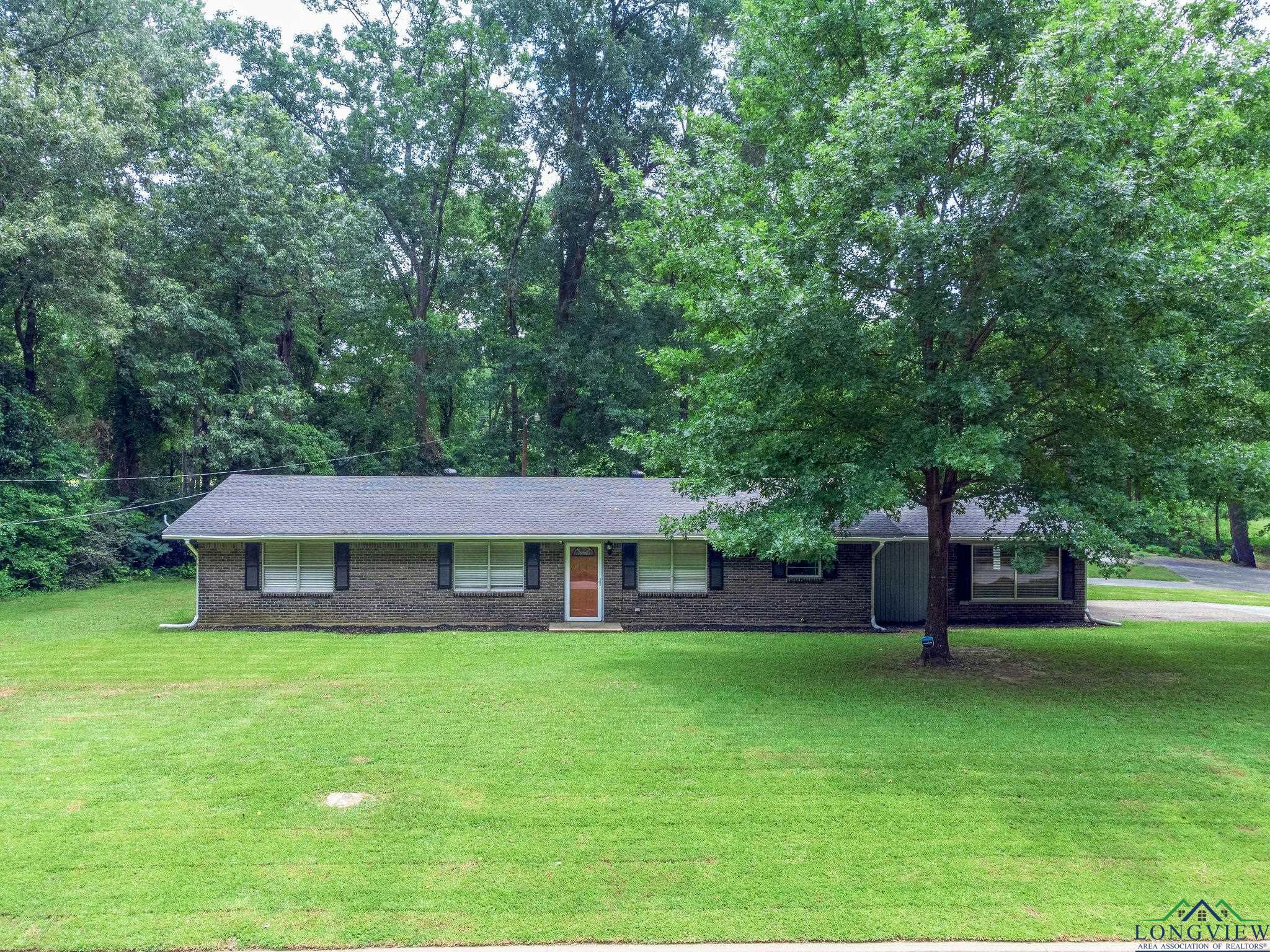 Dwain Dr, Kilgore, TX 75662