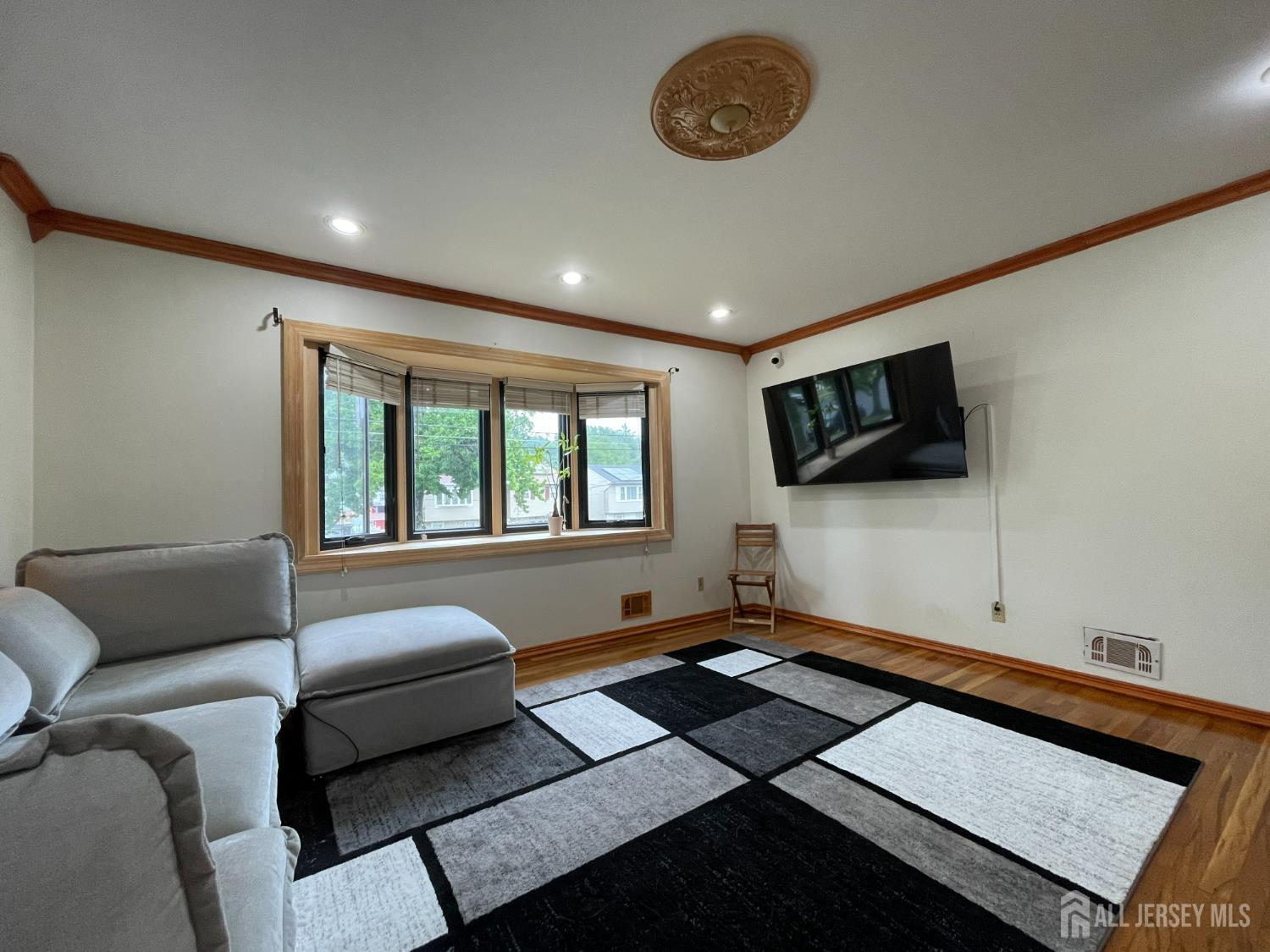 Residential Lease in Rahway 5