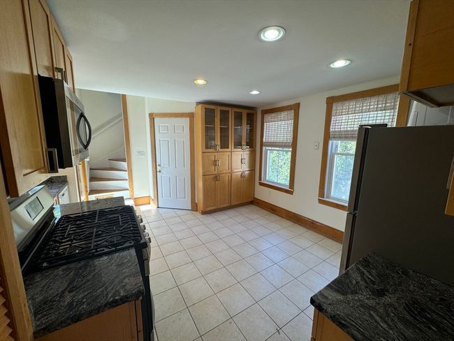 2 - 8 Worcester St, Condo with 3 bedrooms, 3 bathrooms and 2 parking in Belmont MA | Image 5
