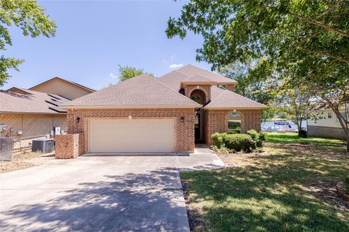 6883 Kingston Cove Ln, Willis, TX, 77318-9174 | Card Image