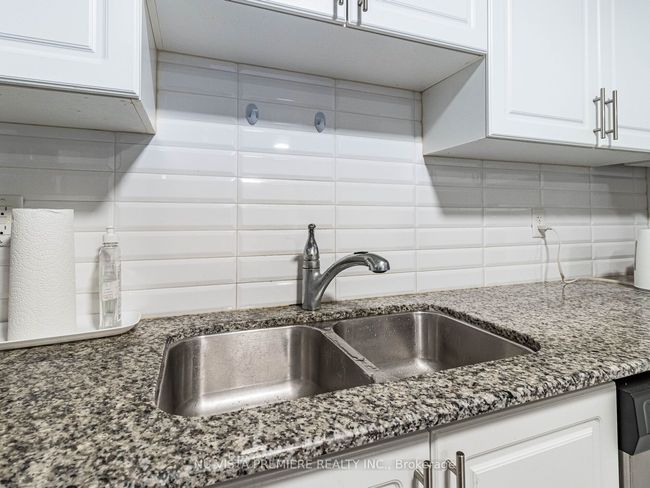 22 - 2488 Post Rd, Condo with 2 bedrooms, 2 bathrooms and 1 parking in Oakville ON | Image 26