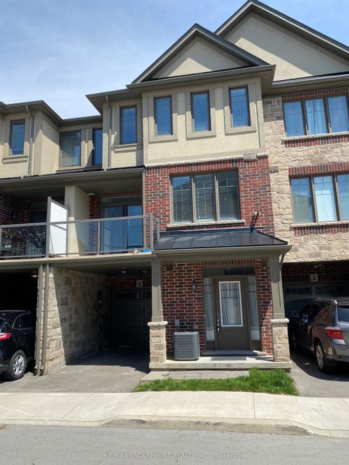 4 Workman Lane, Ancaster, ON, L9G0H2 | Card Image