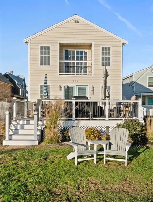 256 Ocean St, Marshfield, MA, 02050-5217 | Card Image