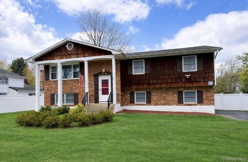 25 Rosman Rd, Thiells, NY, 10984-1332 | Card Image