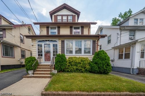 1665 Edmund Ter, Union, NJ, 07083-4026 | Card Image