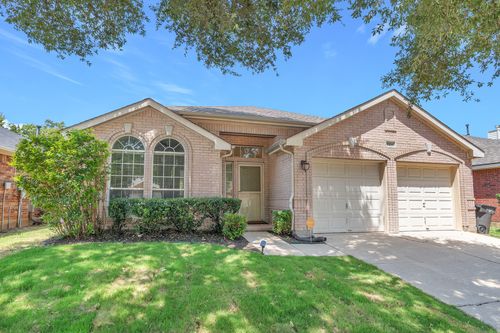 6216 Comfort Dr, Fort Worth, TX, 76132-5011 | Card Image