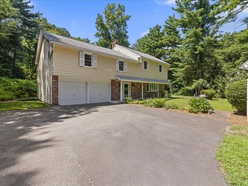 15 Woodridge Rd, Dover, MA, 02030-2559 | Card Image