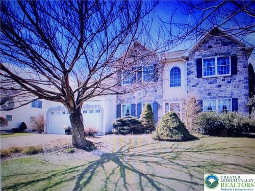 1560 Deer Path Rd, EASTON, PA, 18040-8172 | Card Image