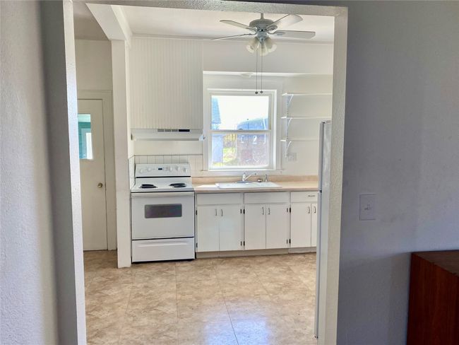 Living room into Kitchen | Image 11
