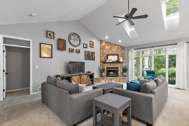 21516 Weiss Trl, House other with 4 bedrooms, 4 bathrooms and 3 parking in Marengo IL | Image 7