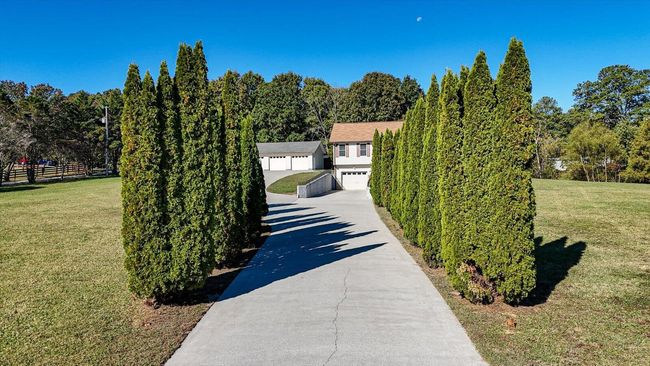 2110 Upper River Rd Ne, House other with 3 bedrooms, 2 bathrooms and 4 parking in Charleston TN | Image 6