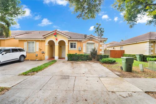 64 Sw 15th Ter, Homestead, FL, 33030-6686 | Card Image