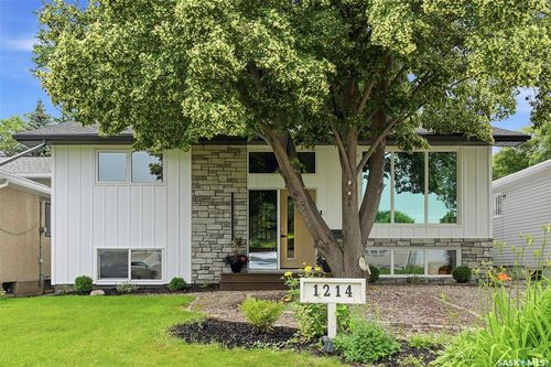 1214 Elevator Rd, Saskatoon, SK, S7M3X2 | Card Image