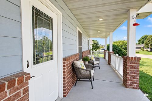 8622 Talon Dr, Manhattan, KS, 66502-1482 | Card Image