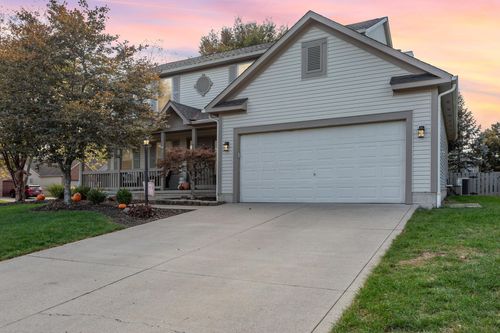 5655 Lotus Ct, Grove City, OH, 43123-8507 | Card Image