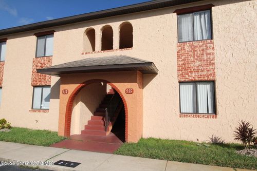 217 San Juan Cir, Melbourne, FL, 32935-5468 | Card Image