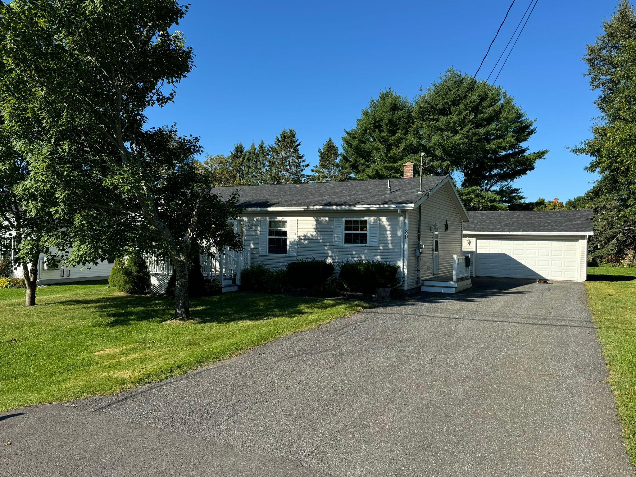 Fleetwood St, Presque Isle, ME 04769