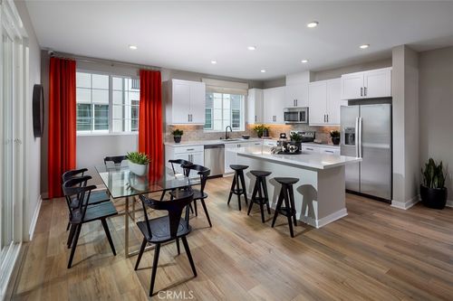 102-12930 Lassen Dr Drive, Eastvale, CA, 92880 | Card Image