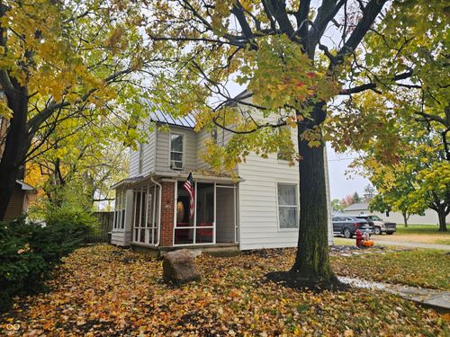 403 N Main St, Farmland, IN, 47340-9797 | Card Image